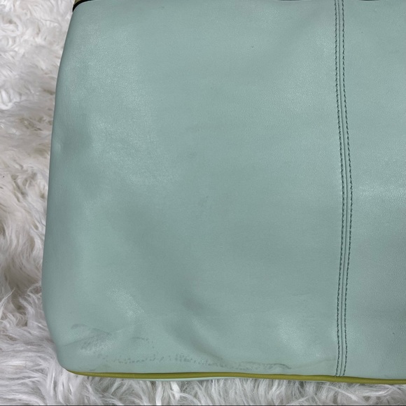 Coach Laura Leather Tote 👜 - Picture 9 of 12